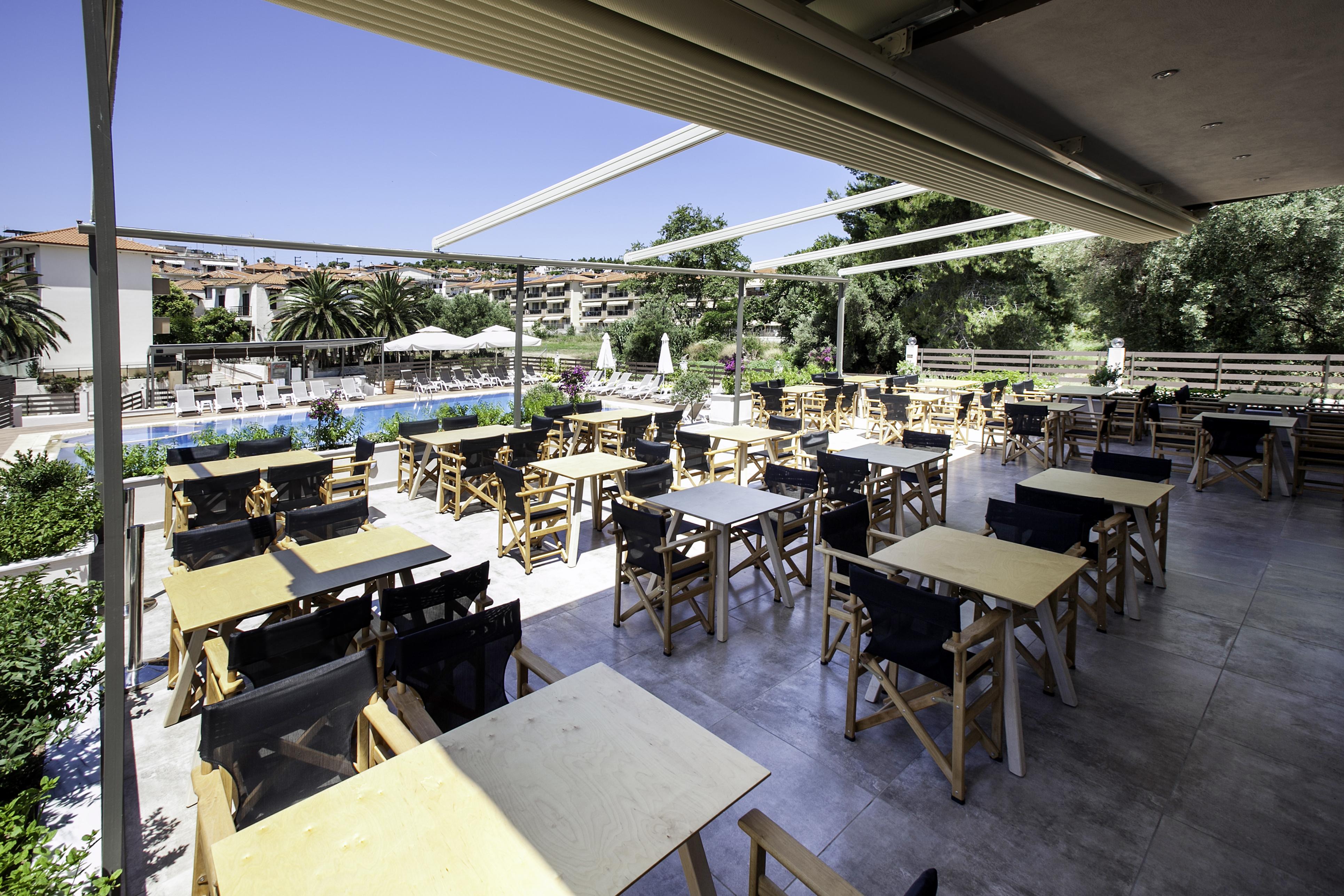 Hotel Simeon 메타모르포시 외부 사진