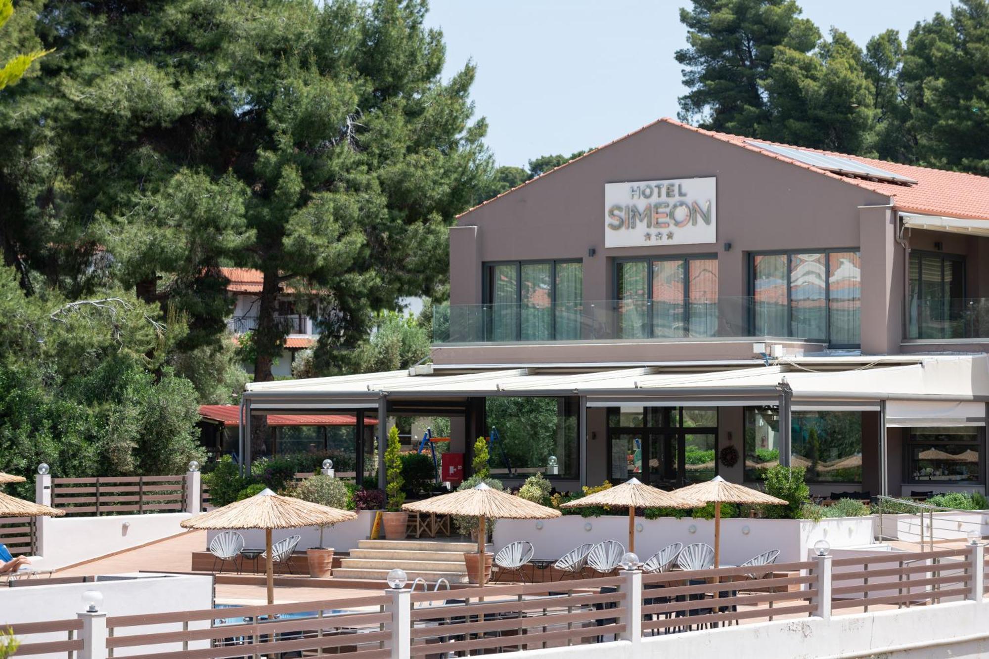 Hotel Simeon 메타모르포시 외부 사진
