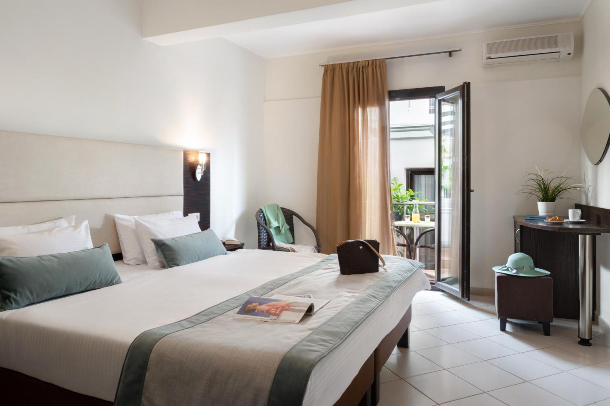 Hotel Simeon 메타모르포시 외부 사진